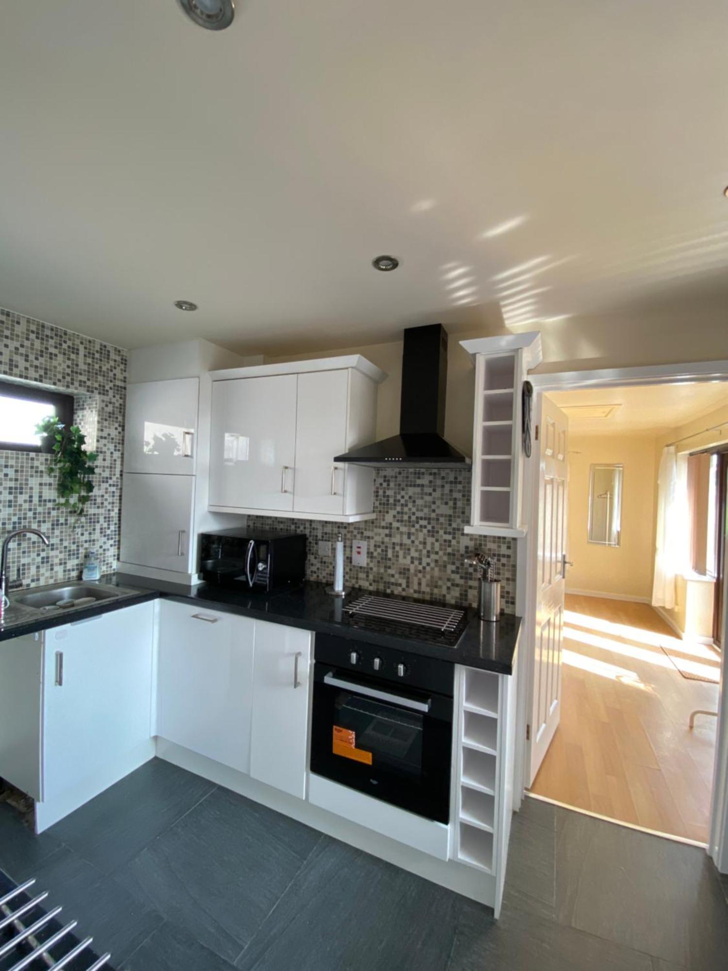 Carol's Place Near Porthcawl, Margam Park, 3mins To M4 Проживание в семье