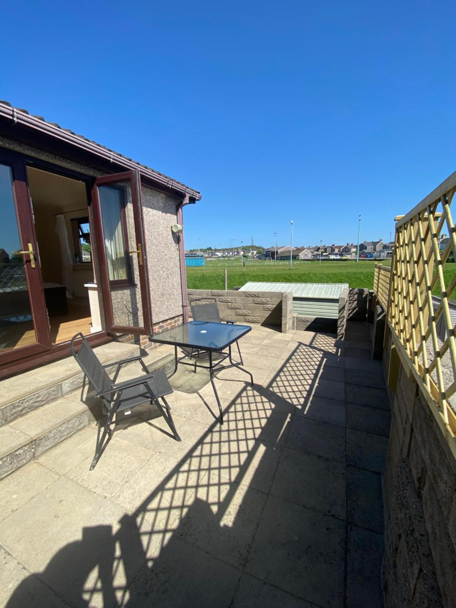 Carol's Place Near Porthcawl, Margam Park, 3mins To M4 Проживание в семье *
