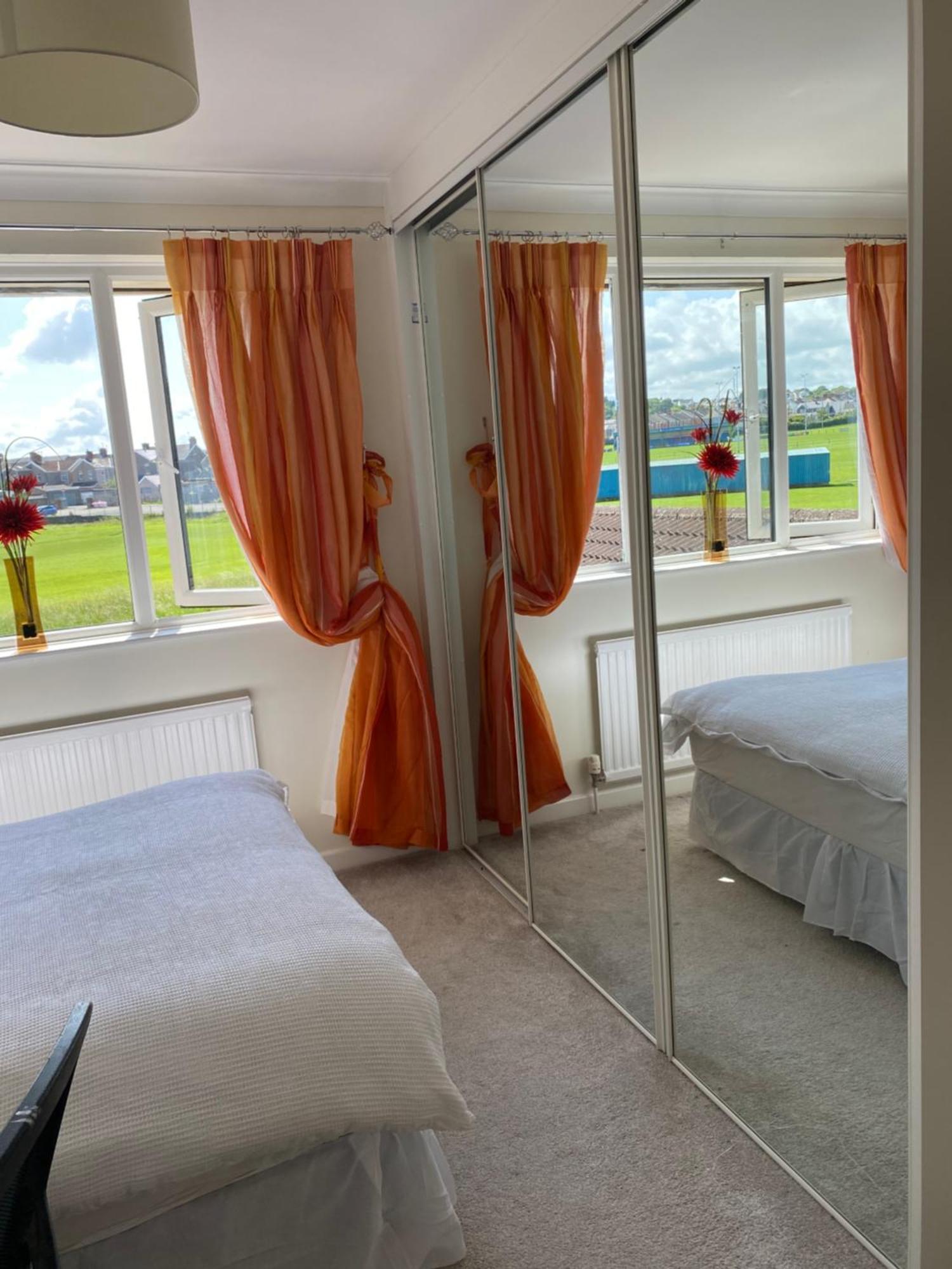 Проживание в семье Carol's Place Near Porthcawl, Margam Park, 3mins To M4 *
