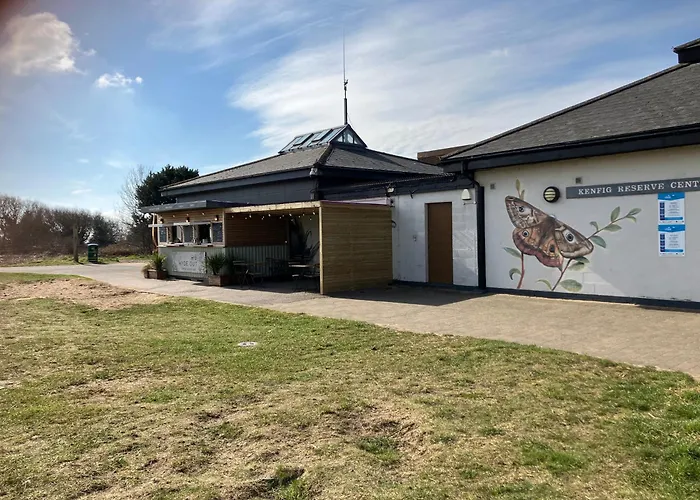 Carol\'S Place Near Porthcawl, Margam Park, 3Mins To M4